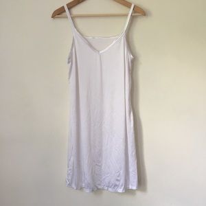 Vanity Fair Dress Slip White